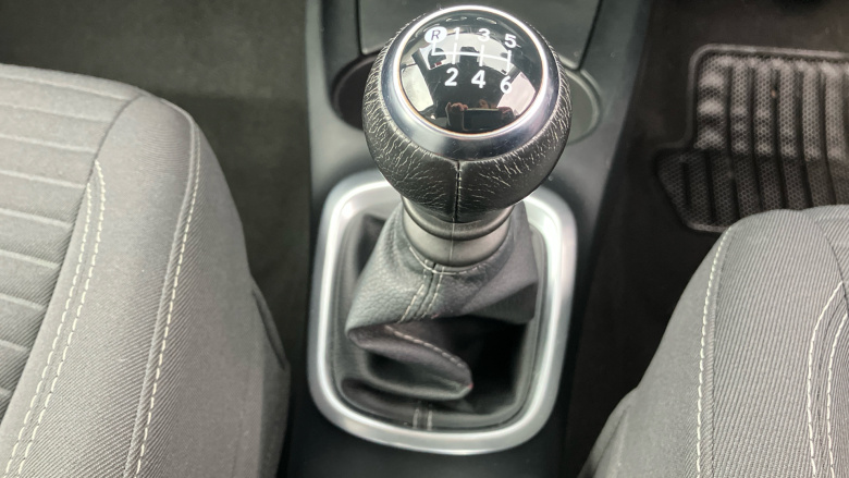 Toyota Yaris 1.5 VVT-i Icon Tech 5dr Petrol Hatchback